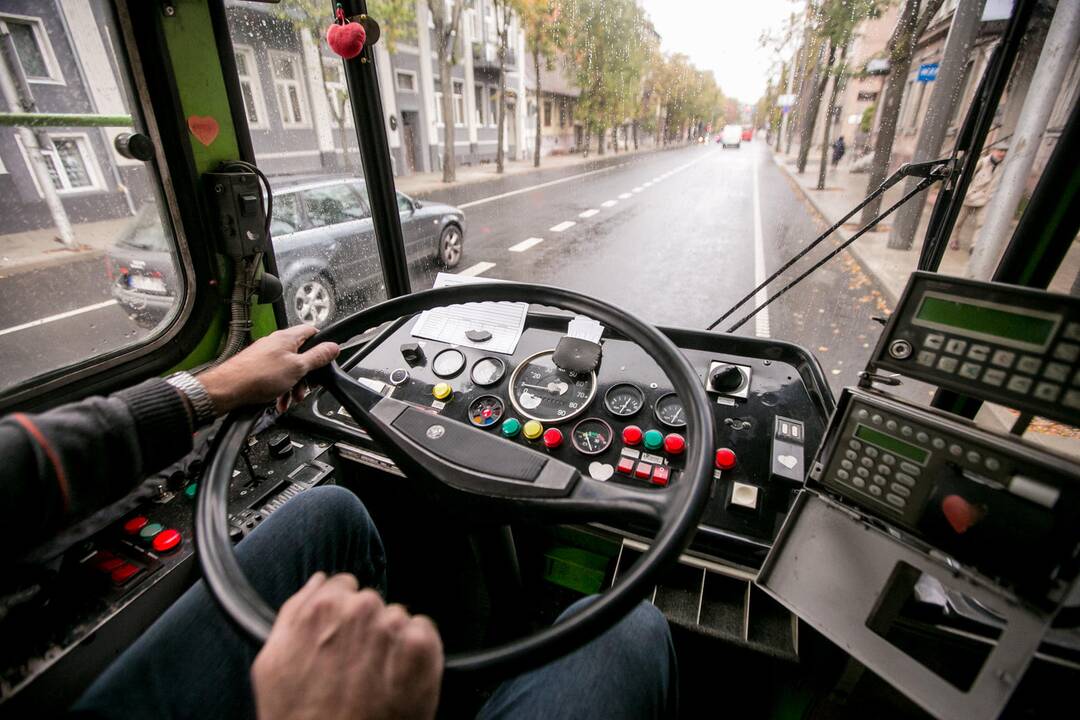 Pasirašyta sutartis dėl naujų troleibusų Kaune