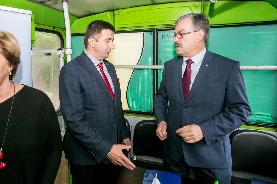 Pasirašyta sutartis dėl naujų troleibusų Kaune