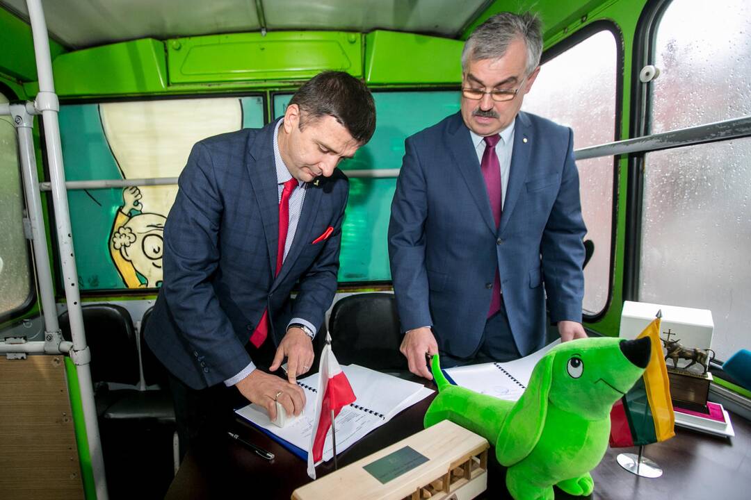 Pasirašyta sutartis dėl naujų troleibusų Kaune