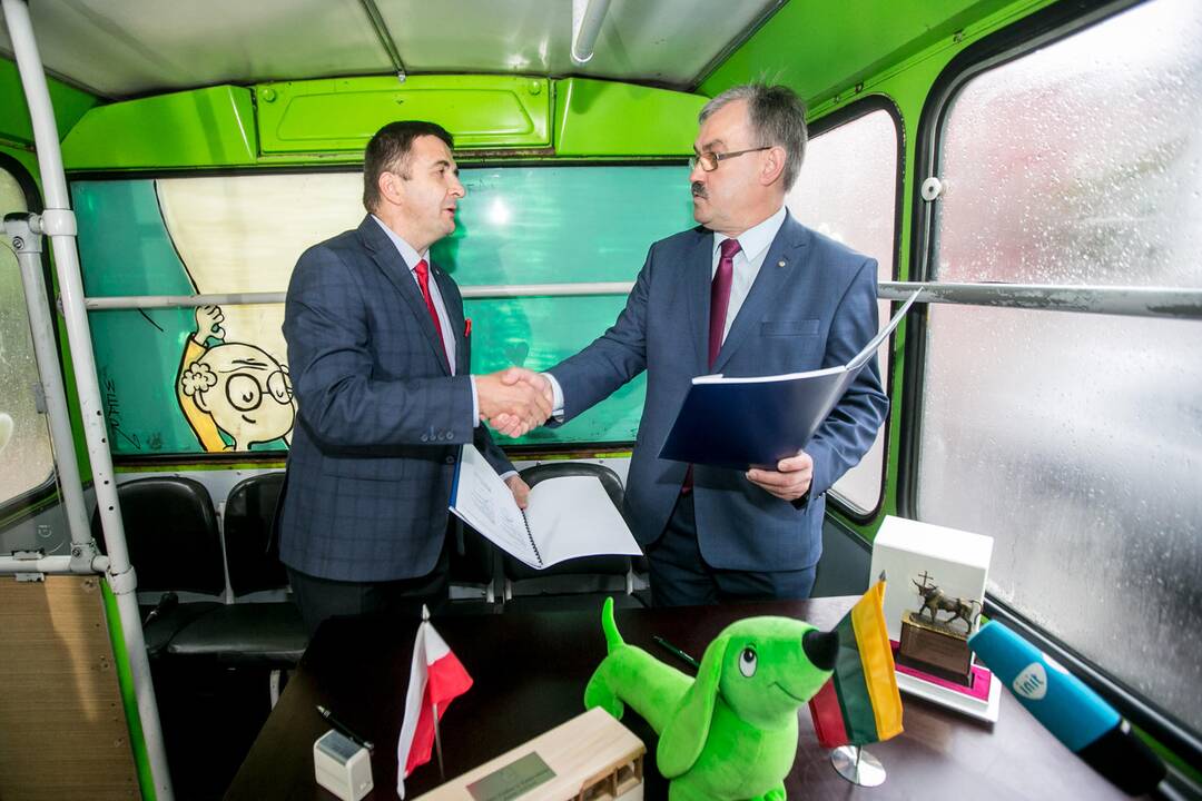Pasirašyta sutartis dėl naujų troleibusų Kaune