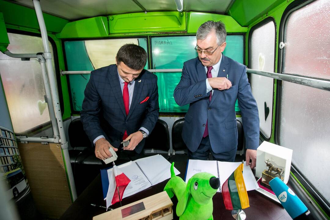 Pasirašyta sutartis dėl naujų troleibusų Kaune