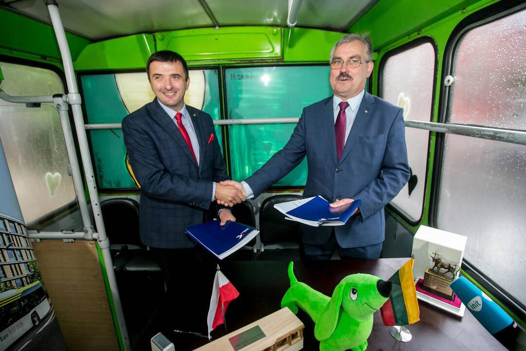Pasirašyta sutartis dėl naujų troleibusų Kaune
