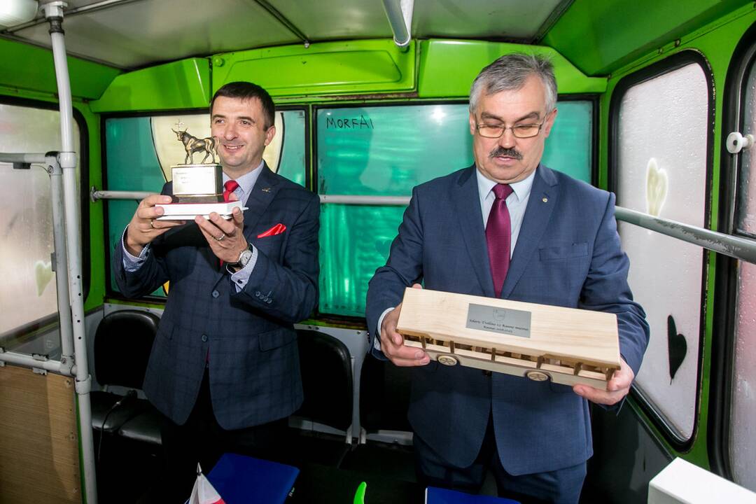 Pasirašyta sutartis dėl naujų troleibusų Kaune