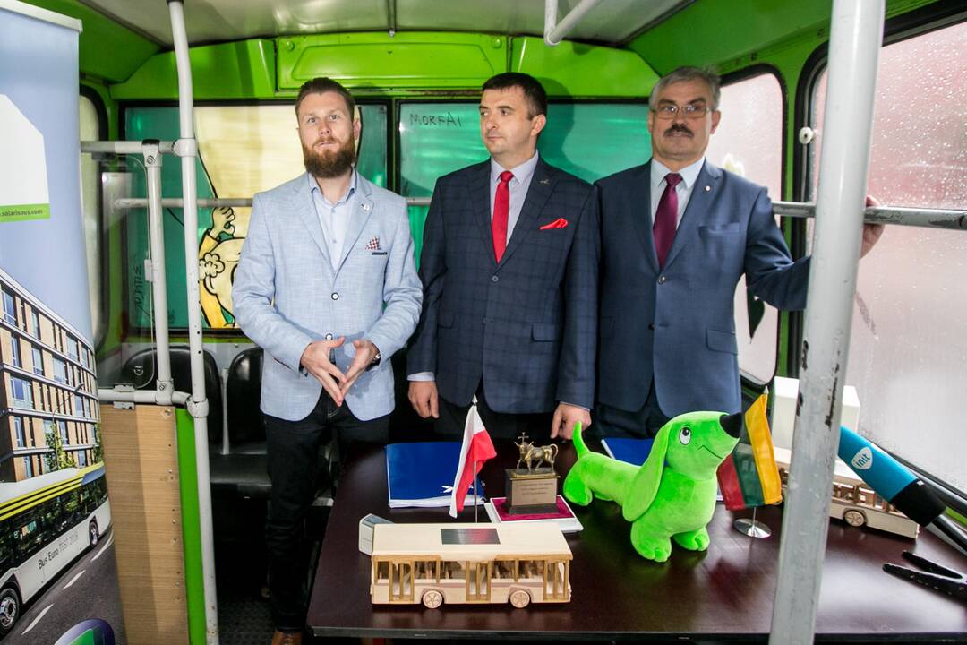 Pasirašyta sutartis dėl naujų troleibusų Kaune
