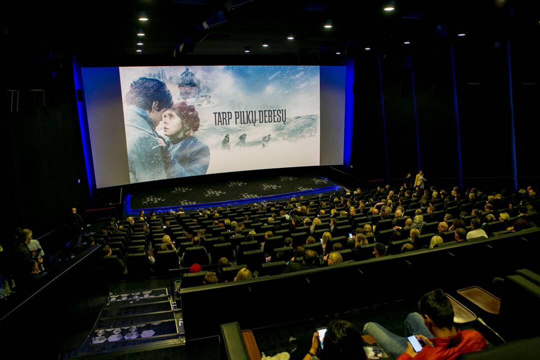 Išankstinė filmo "Tarp pilkų debesų" premjera Kaune