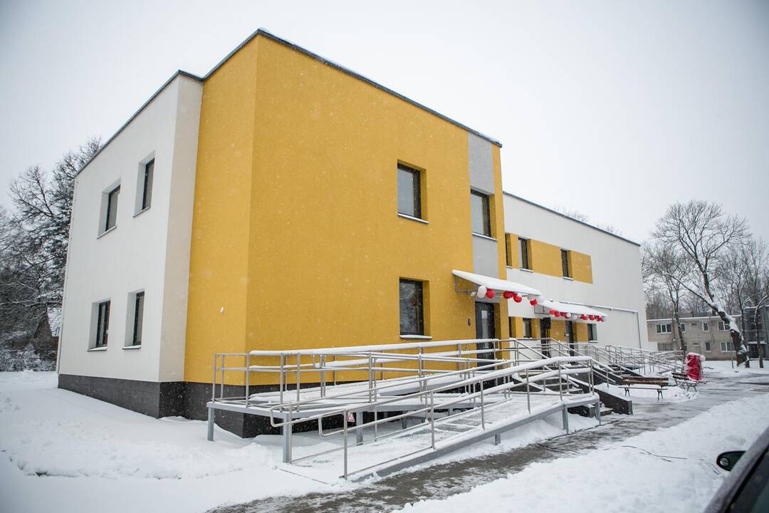 Naujai įrengti socialiniai būstai Bubiuose perduodami gyventojams