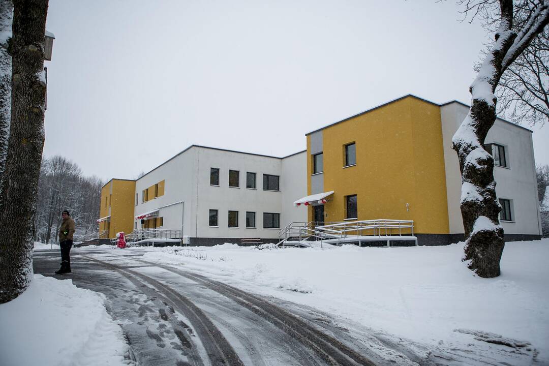 Naujai įrengti socialiniai būstai Bubiuose perduodami gyventojams