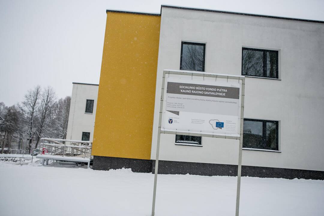 Naujai įrengti socialiniai būstai Bubiuose perduodami gyventojams