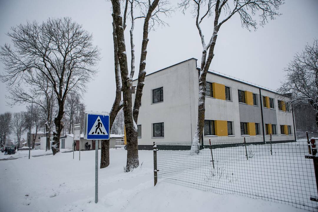 Naujai įrengti socialiniai būstai Bubiuose perduodami gyventojams