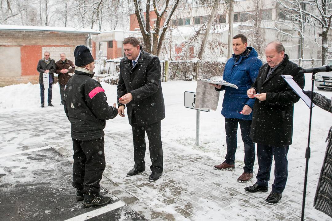Naujai įrengti socialiniai būstai Bubiuose perduodami gyventojams
