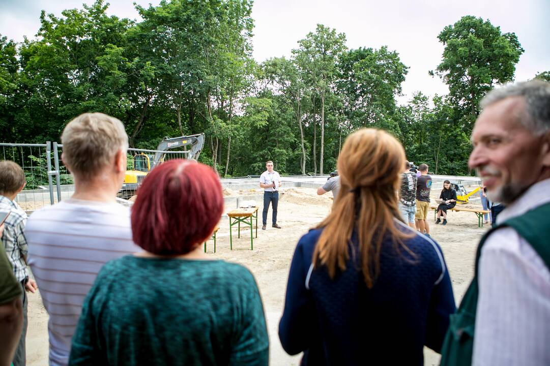 Zoologijos sode statoma gydykla