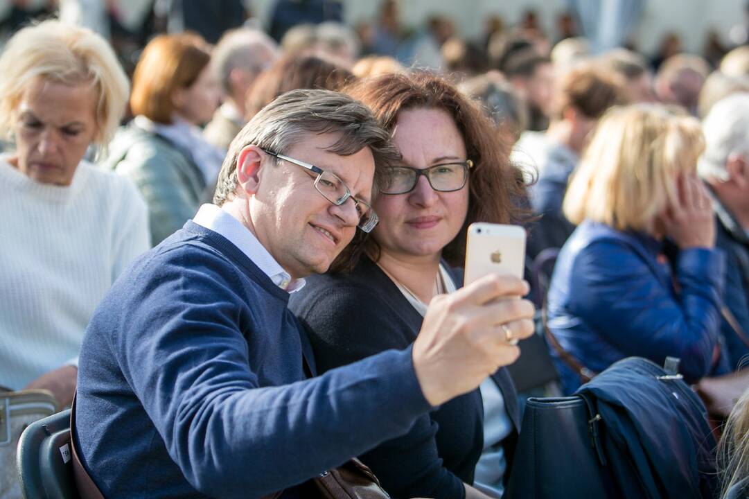 Andrius Kaniava ir grupė "Pasirodymas" 