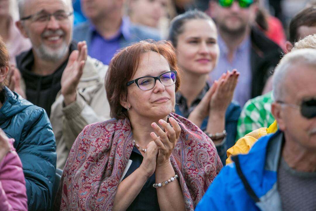 Andrius Kaniava ir grupė "Pasirodymas" 