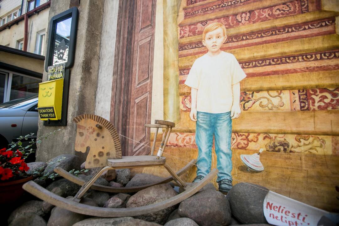Kaimynų istorijos „Kiemo galerijoje“ 