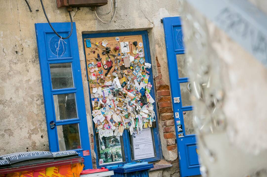 Kaimynų istorijos „Kiemo galerijoje“ 