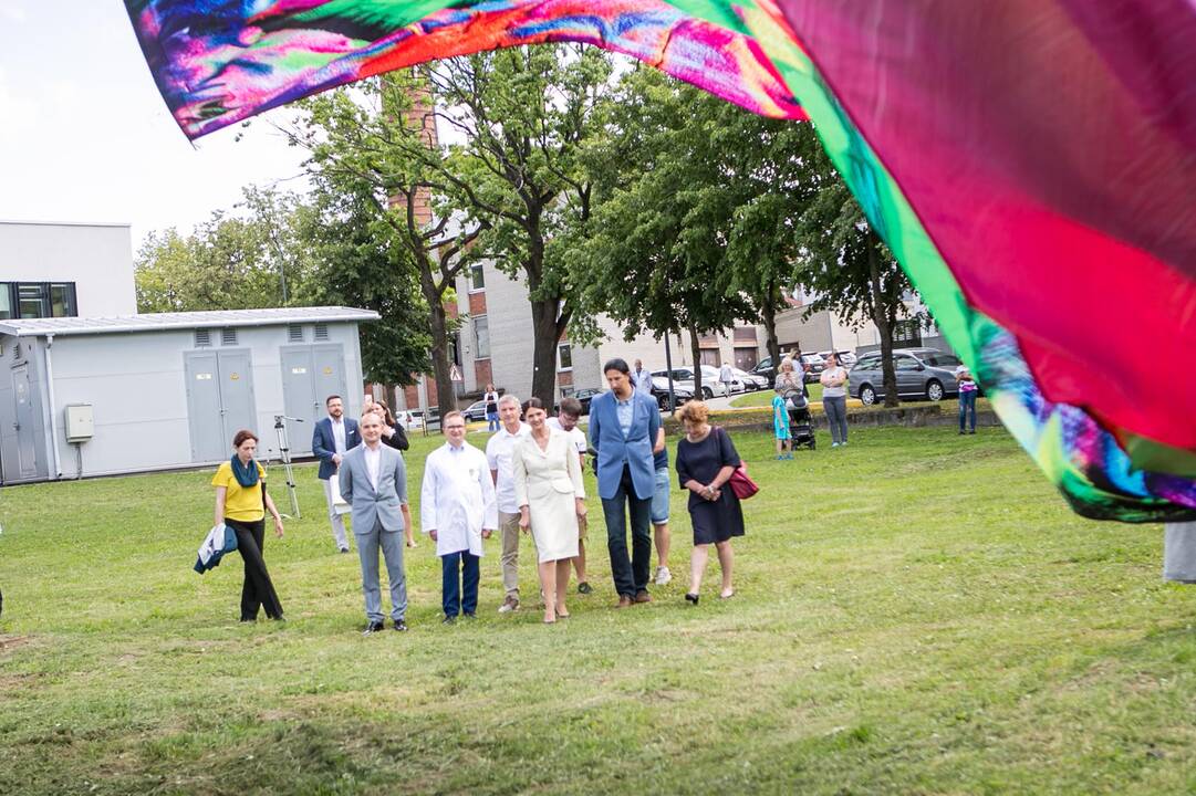 Vaikų piešinių parodos atidarymas Kauno klinikose