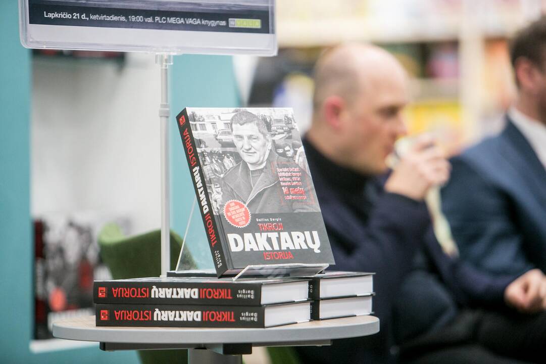 Susitikimas su rašytoju Dailiumi Dargiu