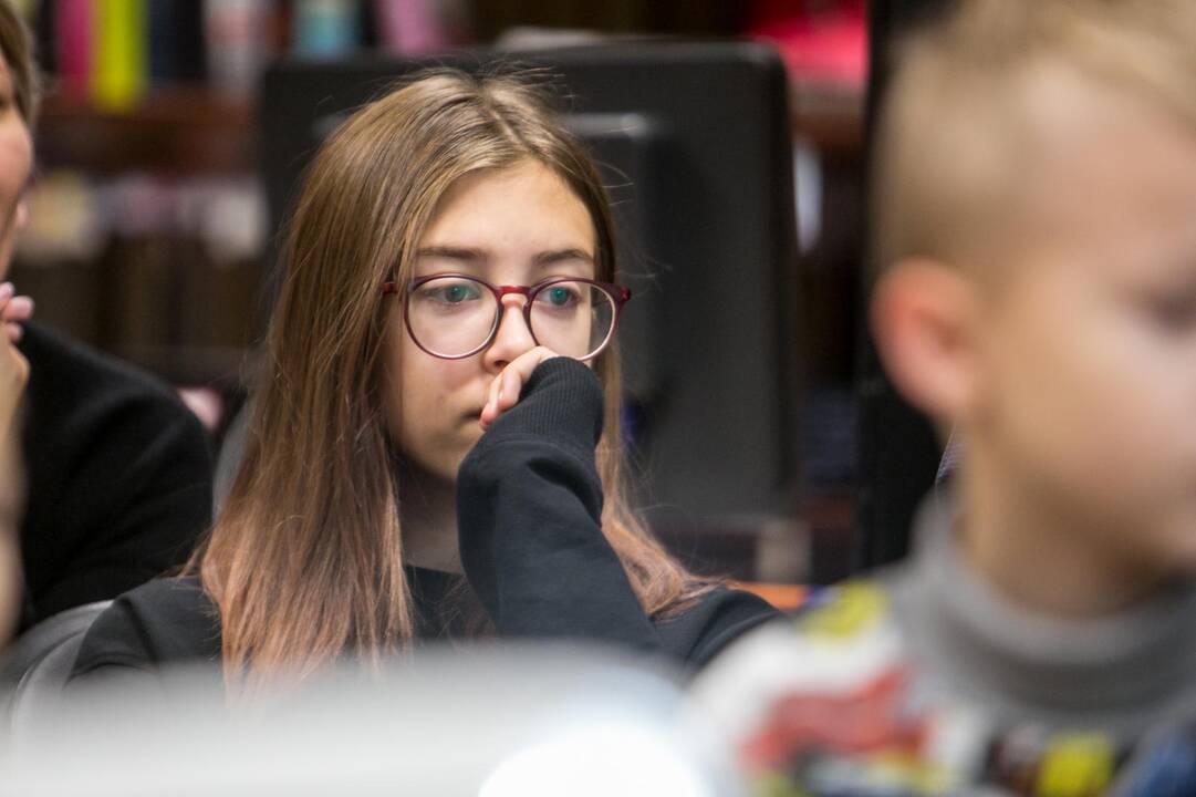 Bibliotekoje - skaitymai su šunimi