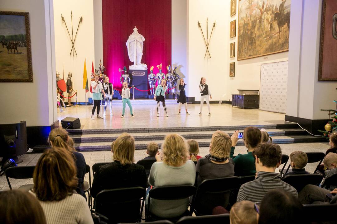 81-as Liūtų gimtadienis Karo muziejuje