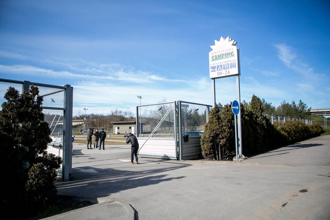 Koronaviruso tyrimų punktas Kauno kempinge