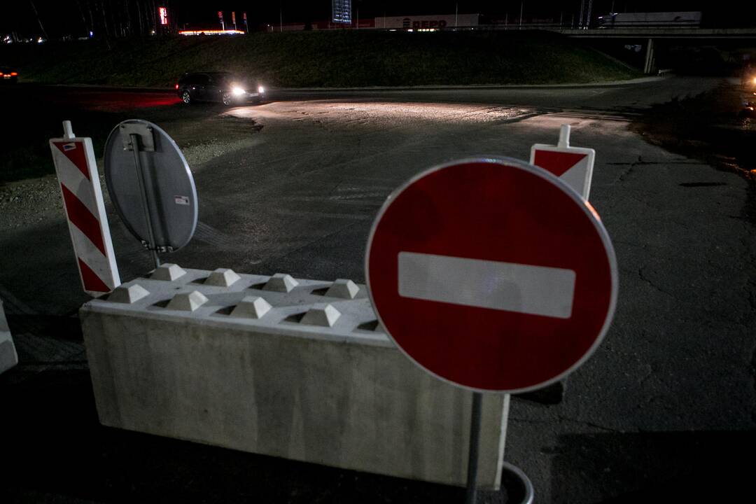 Kaunas uždaromas beveik trims paroms