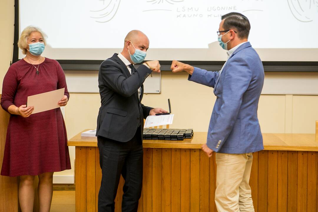 Apdovanojimai COVID-19 medikams Kauno klinikose