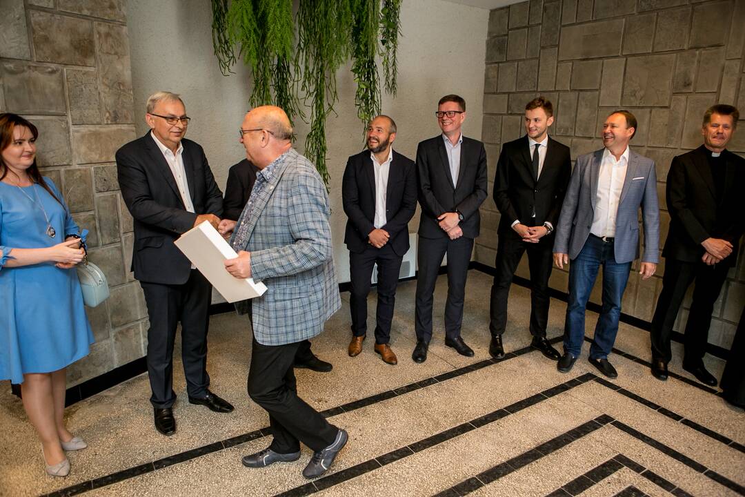 Laidojimo rūmų „Tylos namai“ atidarymas