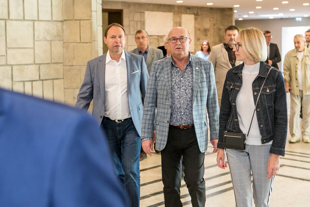 Laidojimo rūmų „Tylos namai“ atidarymas