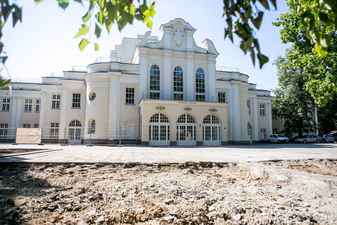 Ekskursija "Linksmybės tarpukario Kaune"
