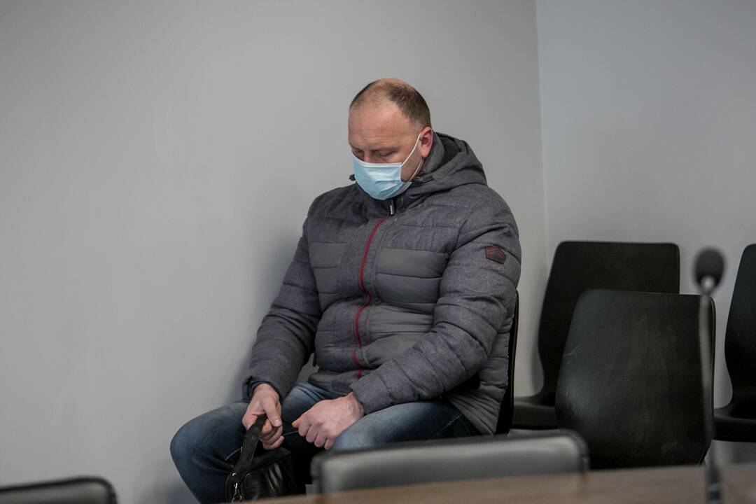 Teismo nuosprendis pagarsėjusiam aferistui V.Vilkauskui