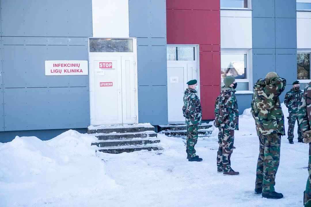 Kauno ligoninė pagerbė šaulius už pagalbą