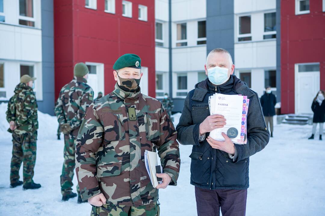 Kauno ligoninė pagerbė šaulius už pagalbą