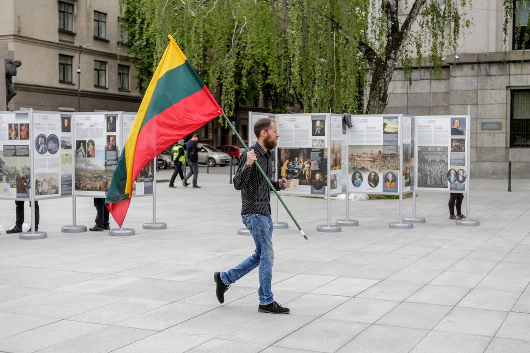 Akcijos „Noriu į mokyklą!“ prie Kauno miesto savivaldybės