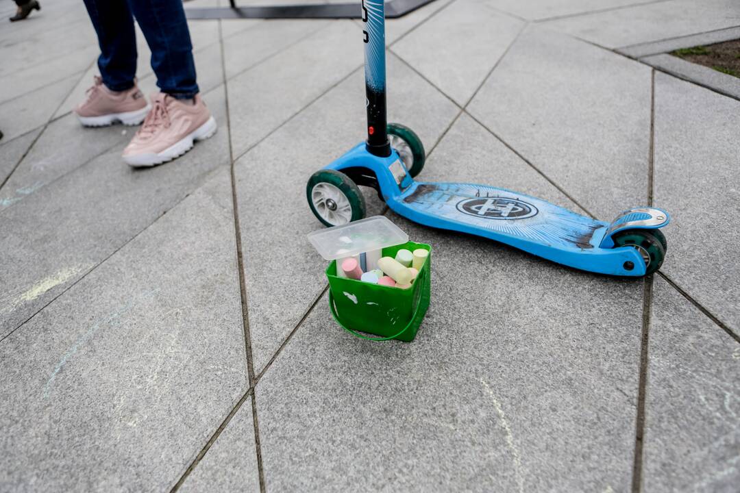 Akcijos „Noriu į mokyklą!“ prie Kauno miesto savivaldybės