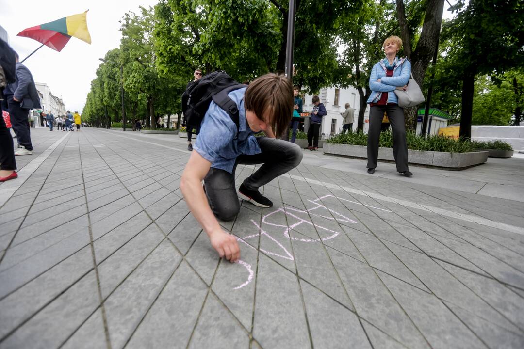 Akcijos „Noriu į mokyklą!“ prie Kauno miesto savivaldybės