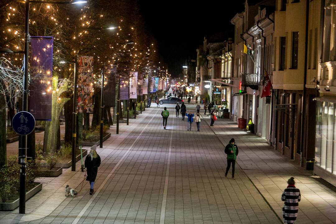 Romantiški pasivaikščiojimai Laisvės alėjoje