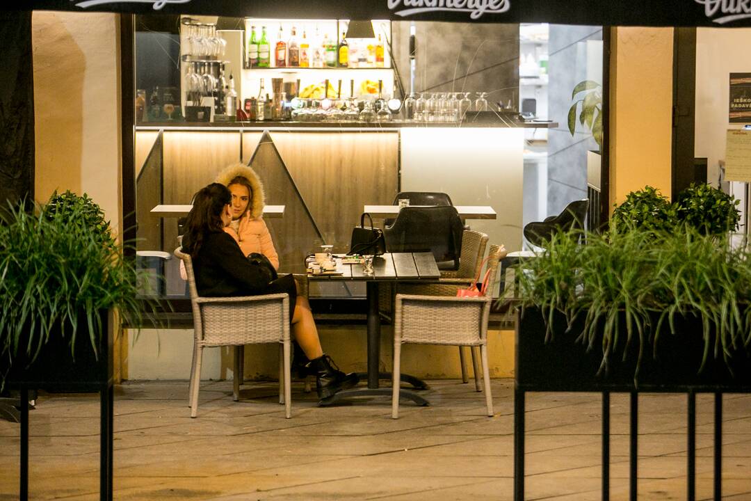 Romantiški pasivaikščiojimai Laisvės alėjoje