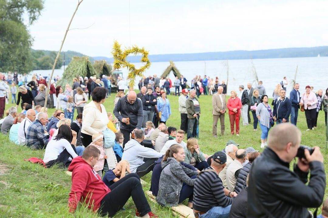Iš Kauno marių dugno kils legendos