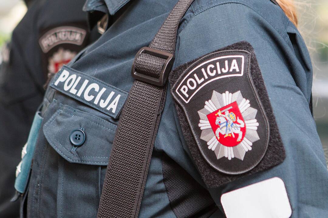 Policija pristatė naujas pareigūnų uniformas