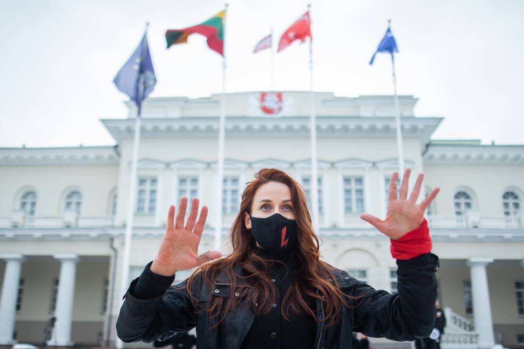 Vilniuje – šokio grupės „Spokšok“ akcija už moterų teises