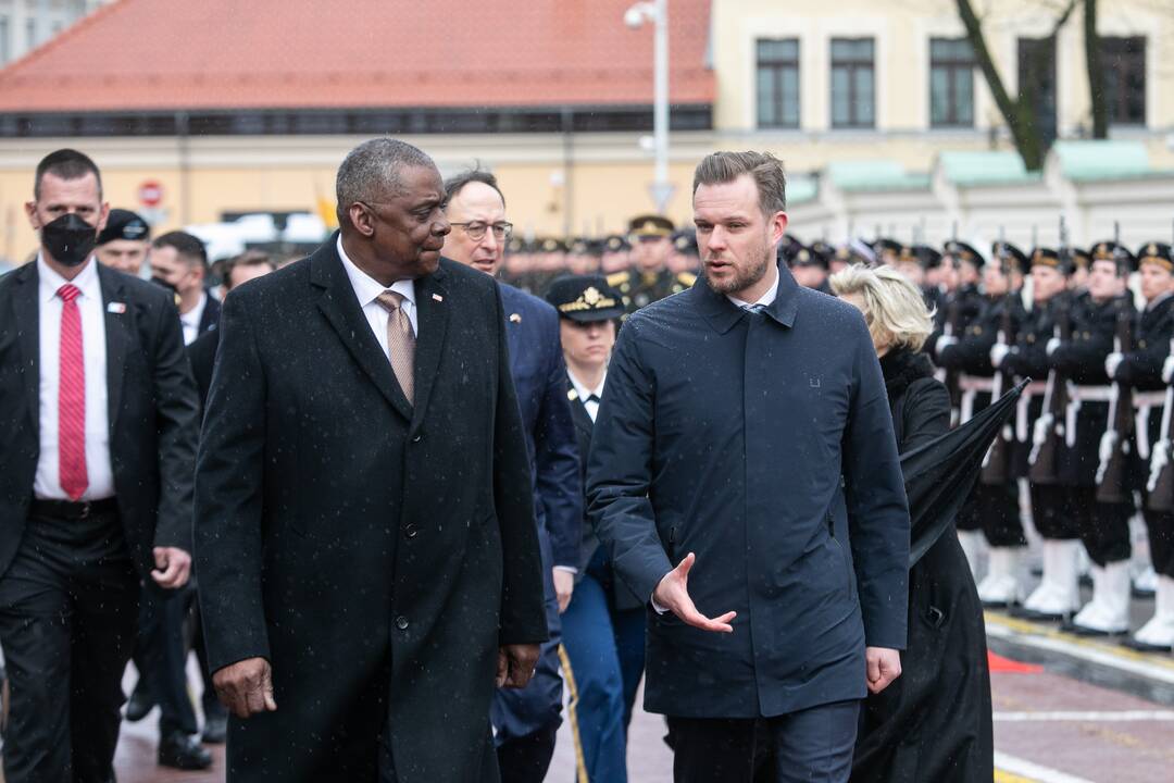 Oficiali JAV gynybos sekretoriaus pasitikimo ceremonija