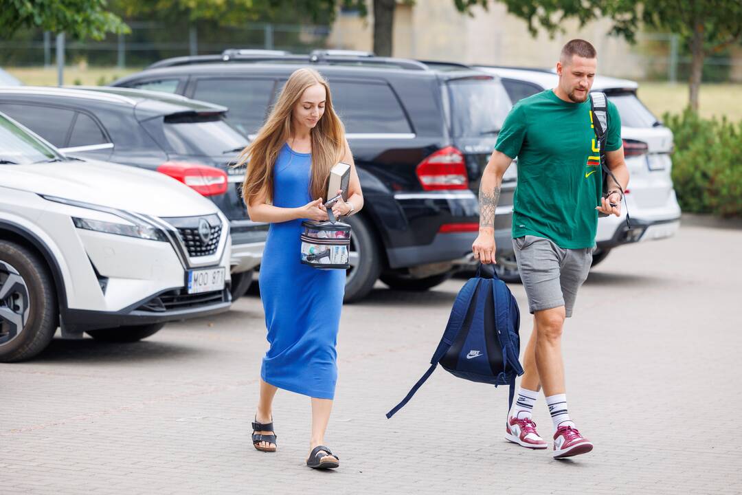 Lietuvos krepšinio rinktinės nariai renkasi į stovyklą