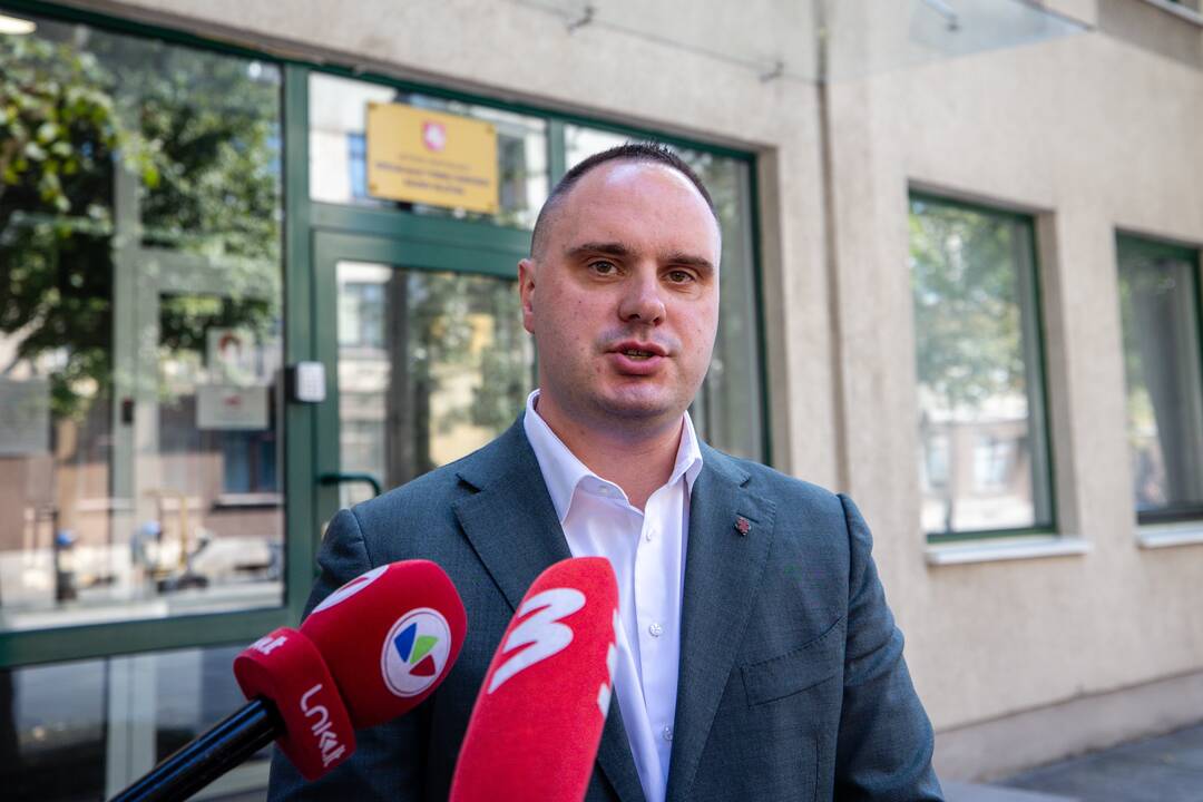 A. Vyšniauskas po apklausos Specialiųjų tyrimų tarnyboje Kaune