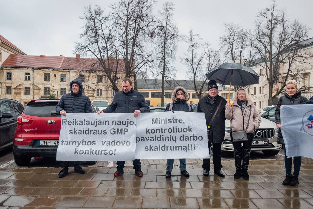 Protestas prie Sveikatos apsaugos ministerijos