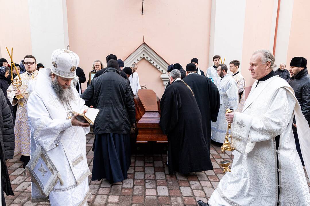 Metropolito Chrizostomo laidotuvės