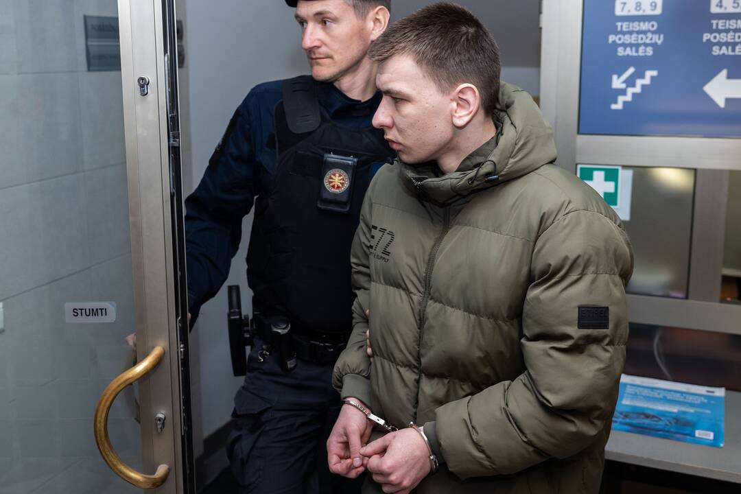 Terorizmu „Ikea“ byloje kaltinamas ukrainietis pripažįsta kaltę, jam prašoma pratęsti suėmimą 