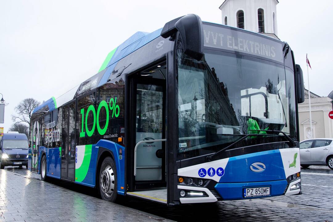 Vilnius ruošiasi skelbti elektrinių autobusų pirkimo konkursą