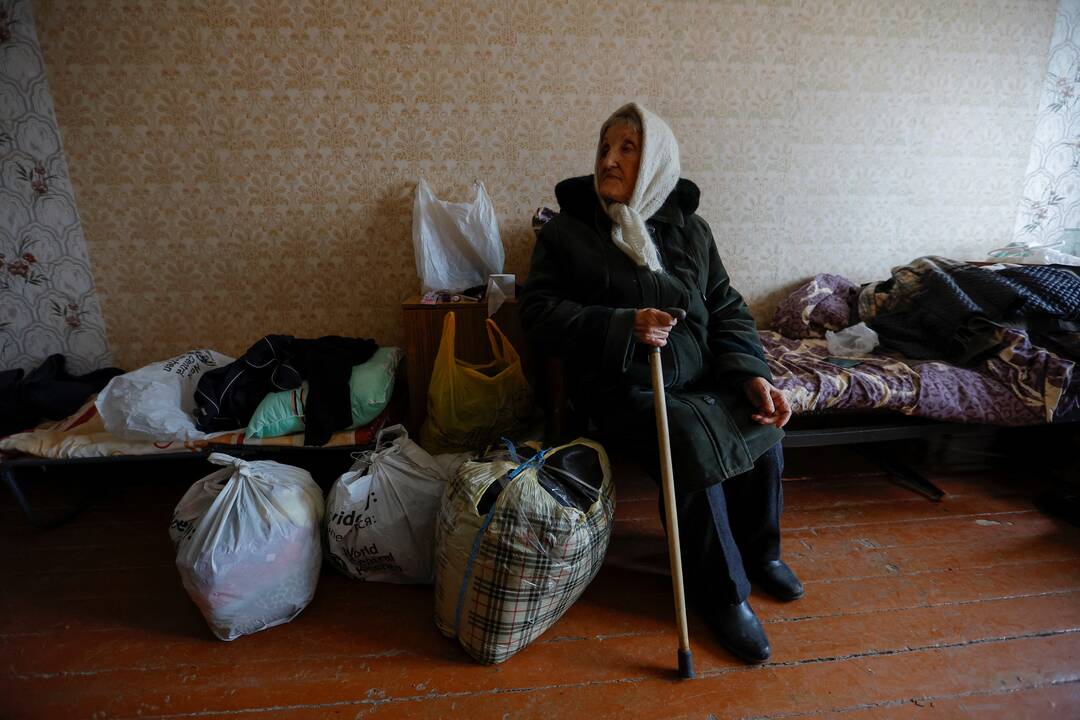 325-oji karo Ukrainoje diena