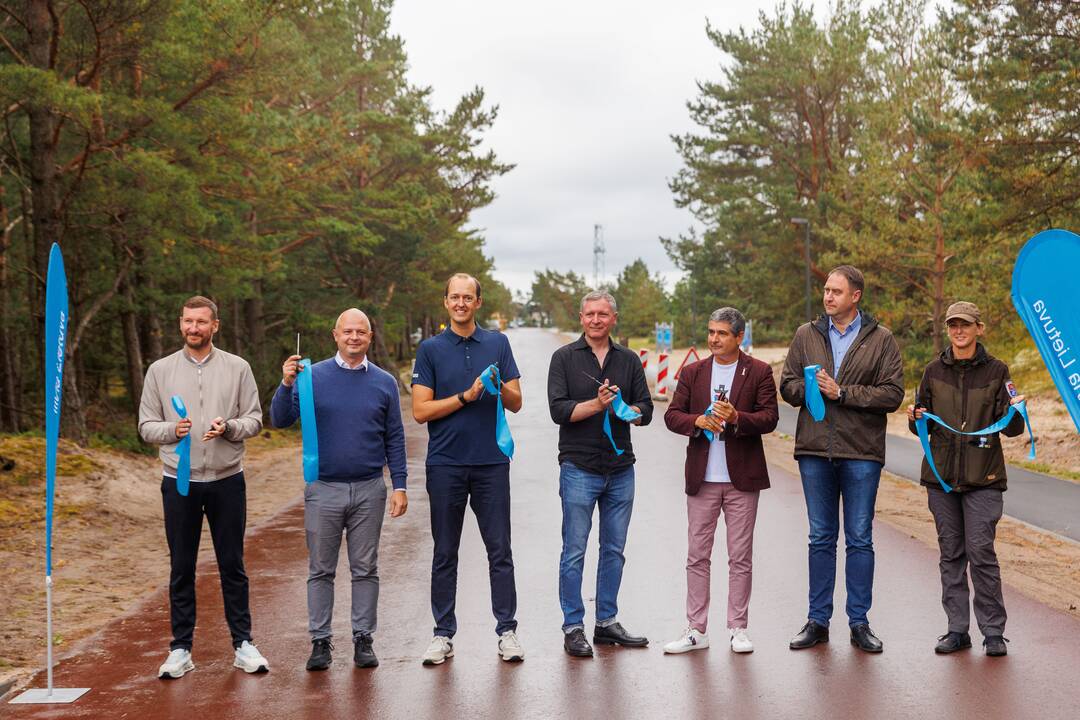 Rekonstruotas Kuršių nerijos dviračių takas