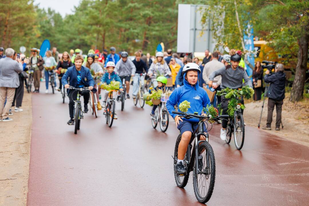 Rekonstruotas Kuršių nerijos dviračių takas
